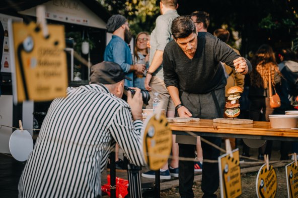Submarine na Burger Festu demonstrirao kako nastaje 3D fotka burgera