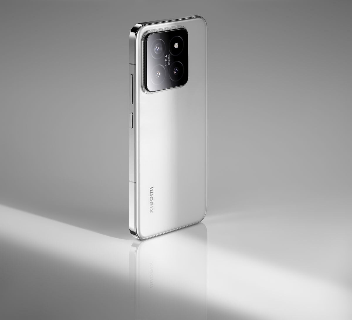 Xiaomi 14 official (2).jpg