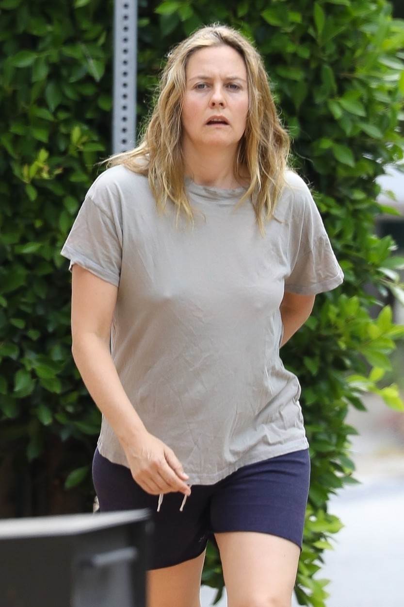 Alicia Silverstone