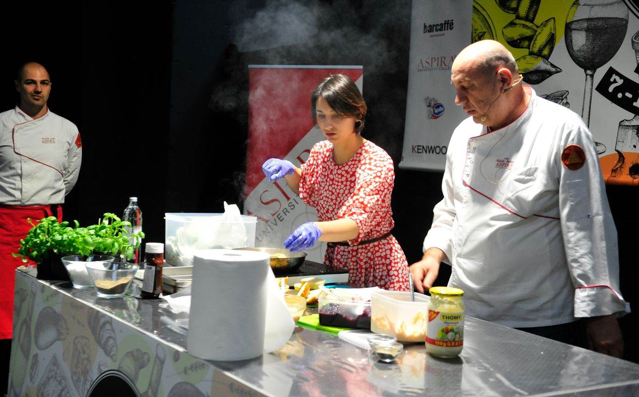 Food Market by Story Gourmet.jpeg