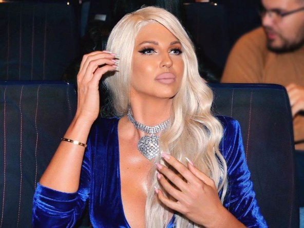 Pogledajte kako je Karleuša izgledala na početku karijere