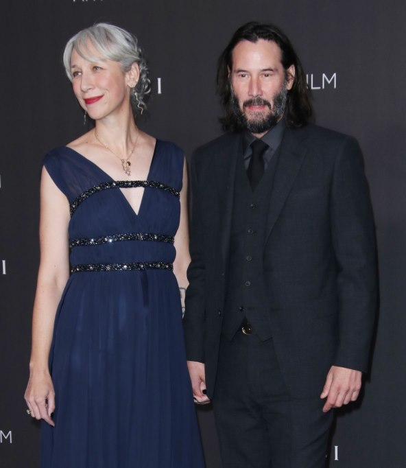 Keanu Reeves spreman zaprositi 47-godišnju djevojku