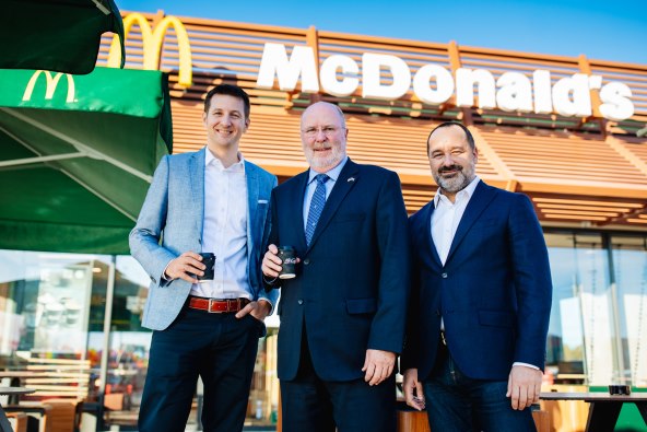 Otvoren McDonald's Buzin, među prvim gostima američki veleposlanik