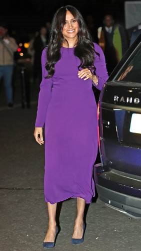 Pokušava li Meghan Markle modnim odabirima nešto sakriti?