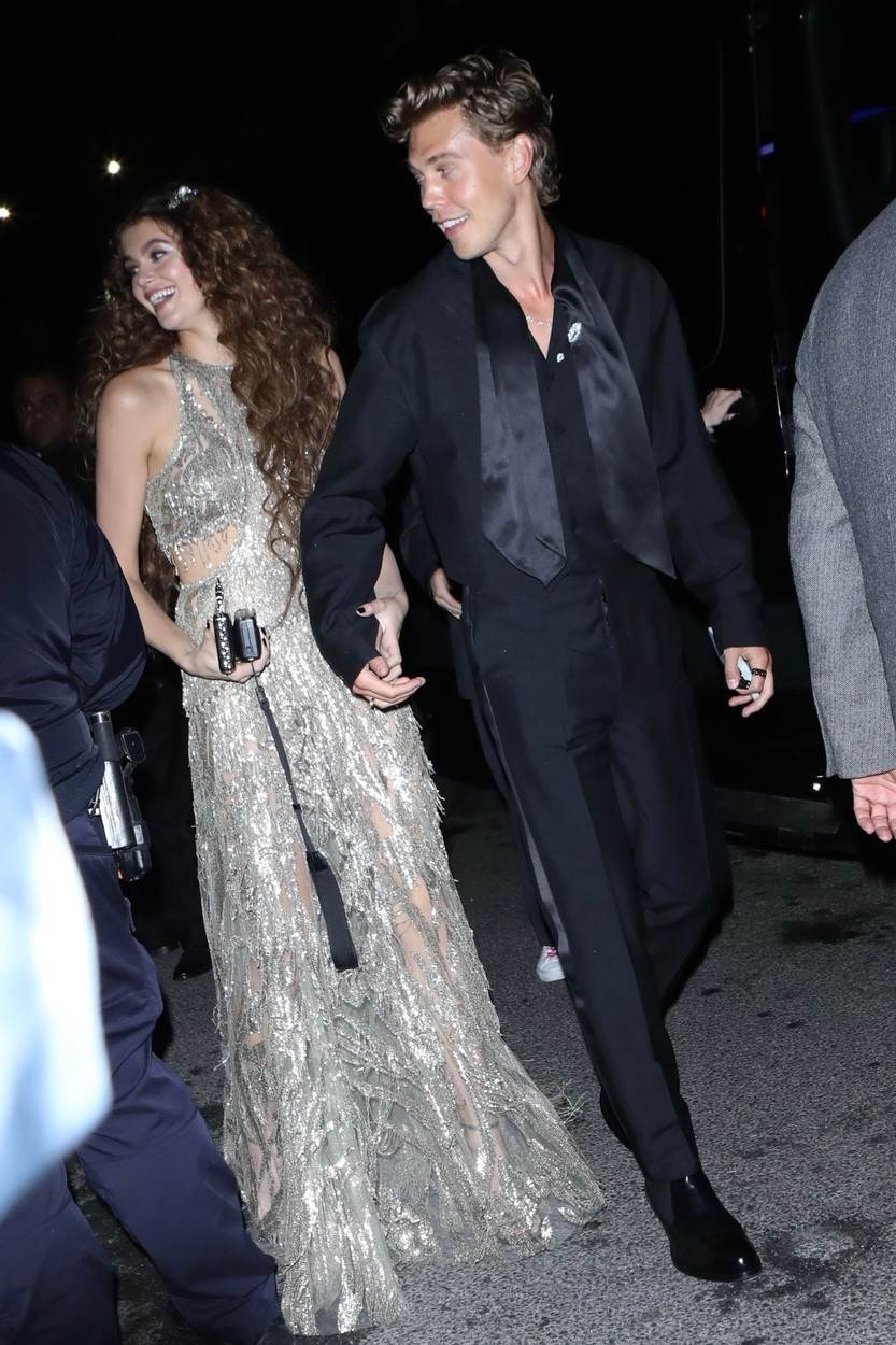 Kaia Gerber i Austin Butler zajedno su stigli na Met Galu