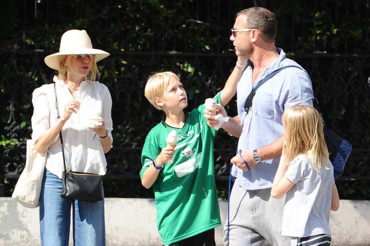 Liev Schreiber