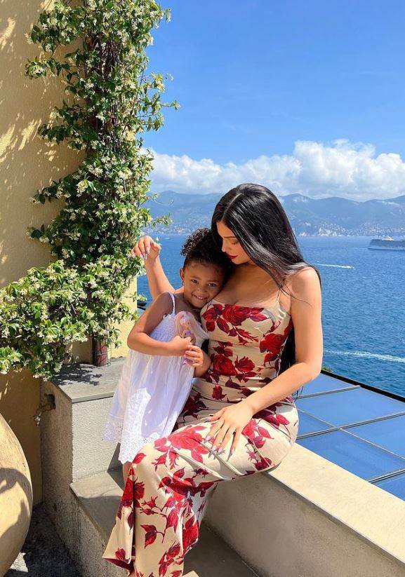 Kylie Jenner na vjenčanju Kourtney Kardashian