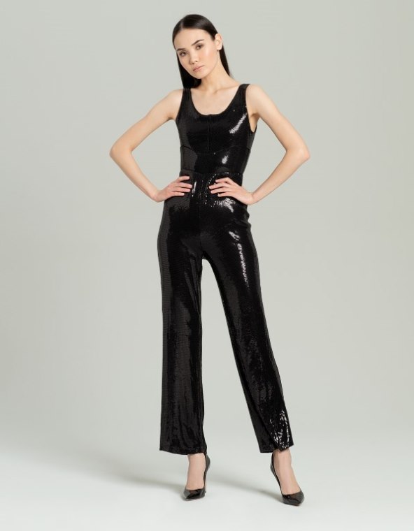 Dobitna kombinacija za novogodišnji party look