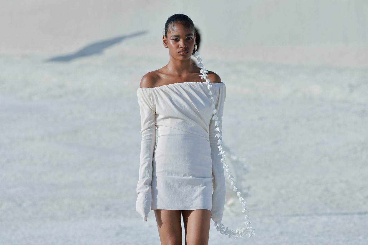 Jacquemus Le Papier