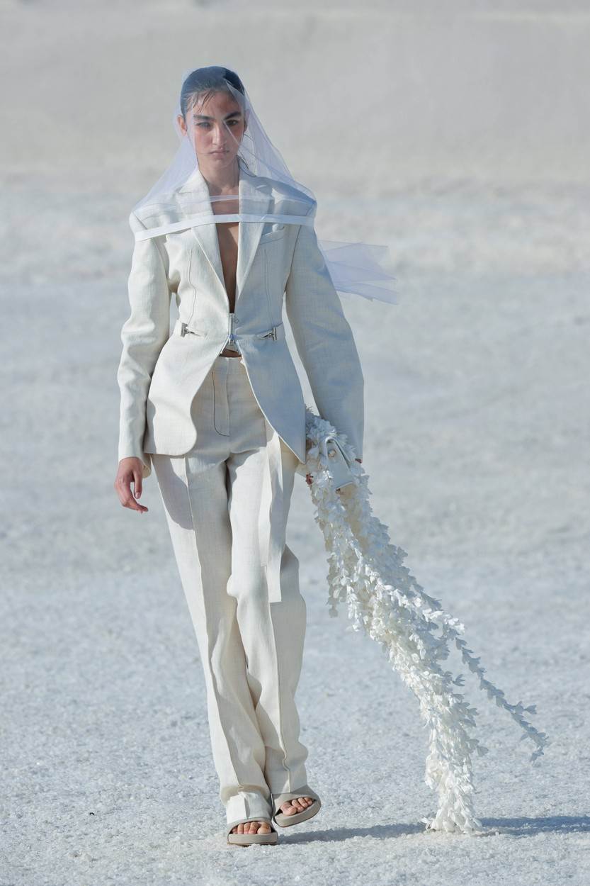 Jacquemus Le Papier