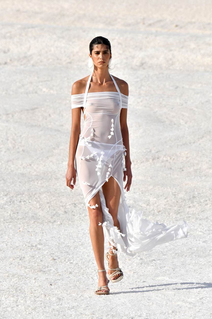 Jacquemus Le Papier