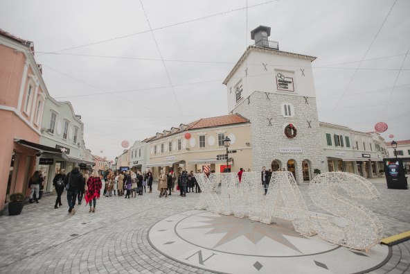 Vrijeme je za božićni outlet shopping!