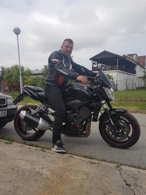 Nakon epizode posvećene njemu, oglasila se majka preminulog 'farmera'