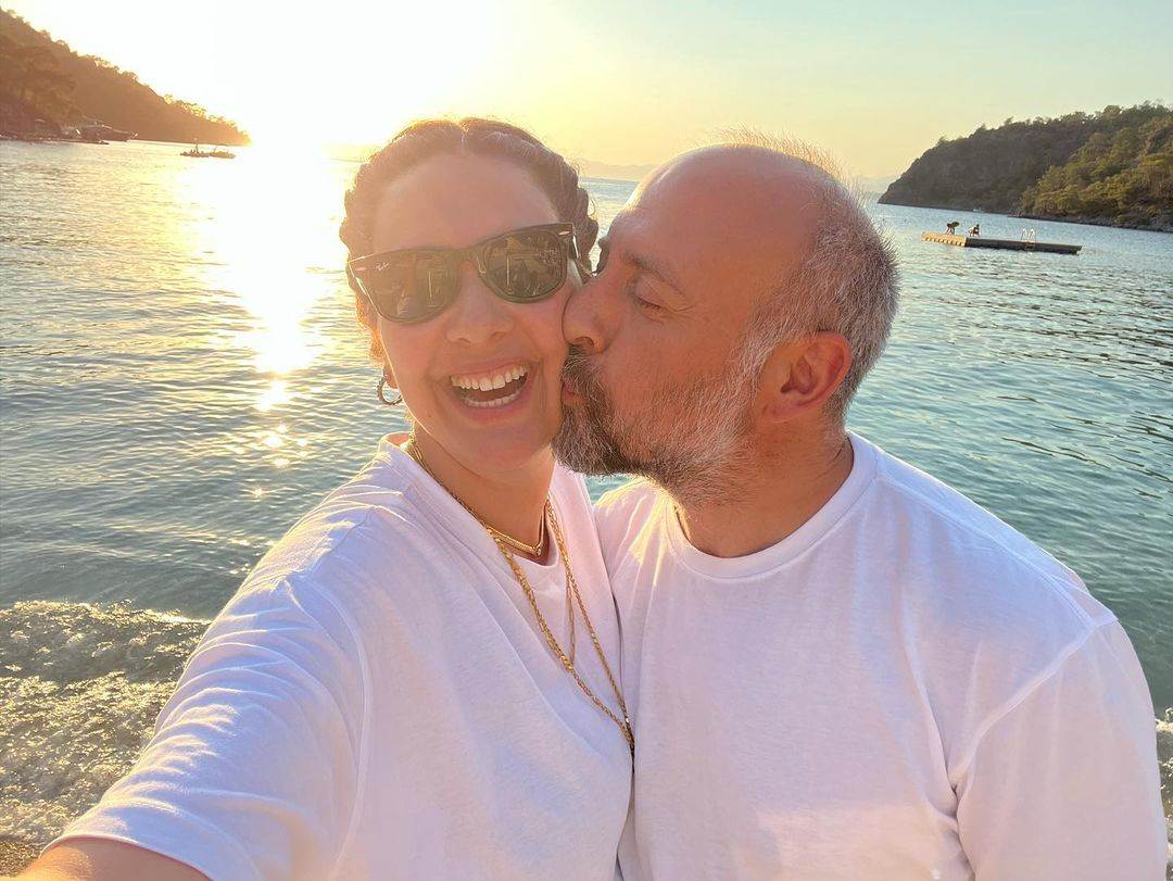 Berguzar Korel i Halit Ergenc