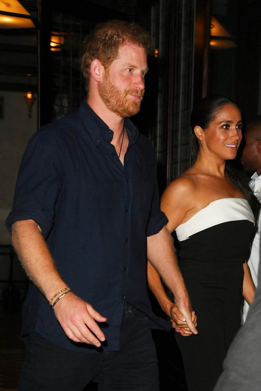 Meghan Markle pojavila se u sličnoj modnoj kombinaciji kao Kate Middleton