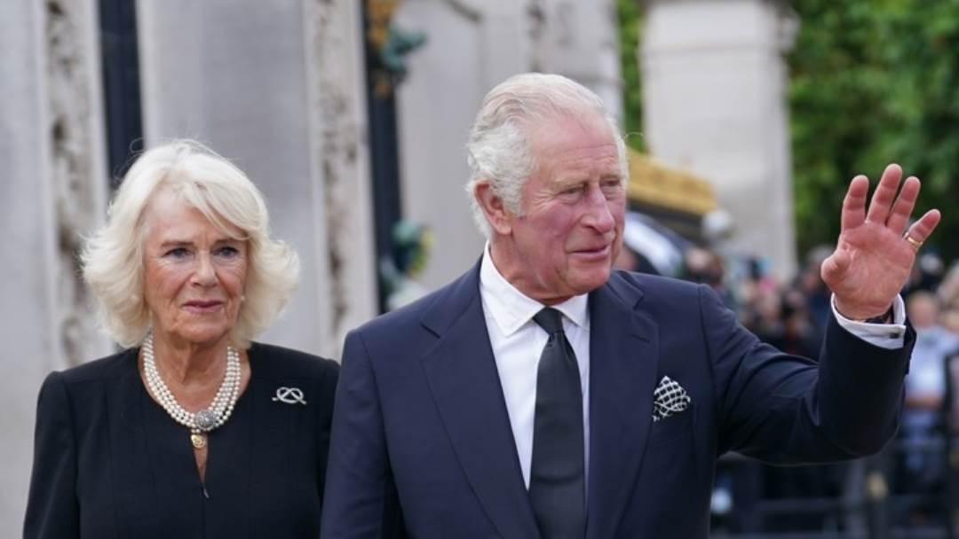 Kralj Charles i Camilla Parker Bowles noć prije krunidbe