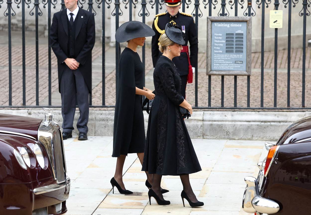 Meghan Markle na sprovodu kraljice Elizabete