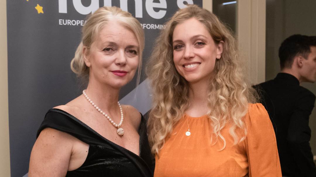 Linija Hane Huljić nakon poroda