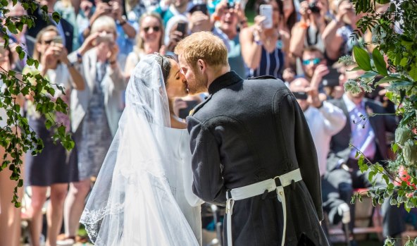 JEDNO IM NIJE BILO DOVOLJNO Meghan i Harry spremaju novo vjenčanje?