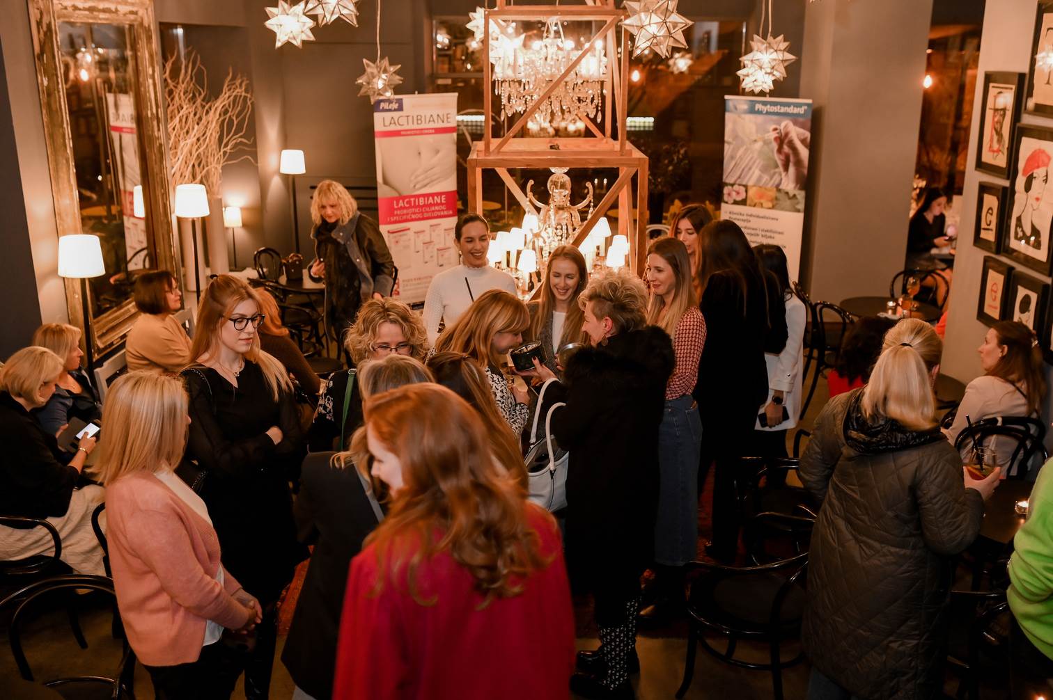 Sensa pop-up event #životuživo održao se u Velvet cafeu.jpg
