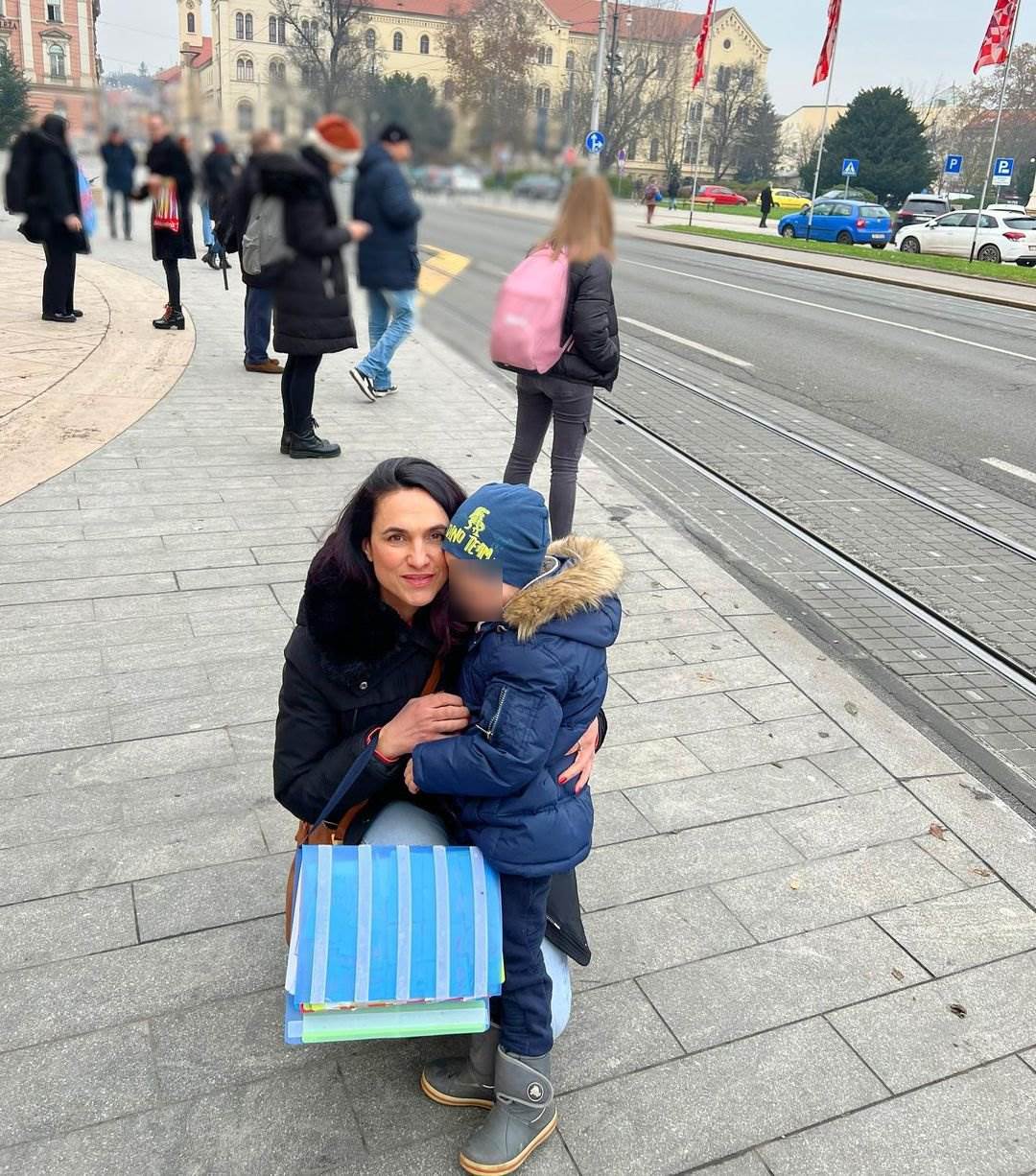 Marijana Mikulić sa sinom Jakovom