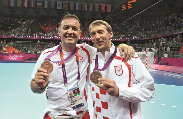 Legendarni domaći rukometaš u tajnosti dobio prvo dijete