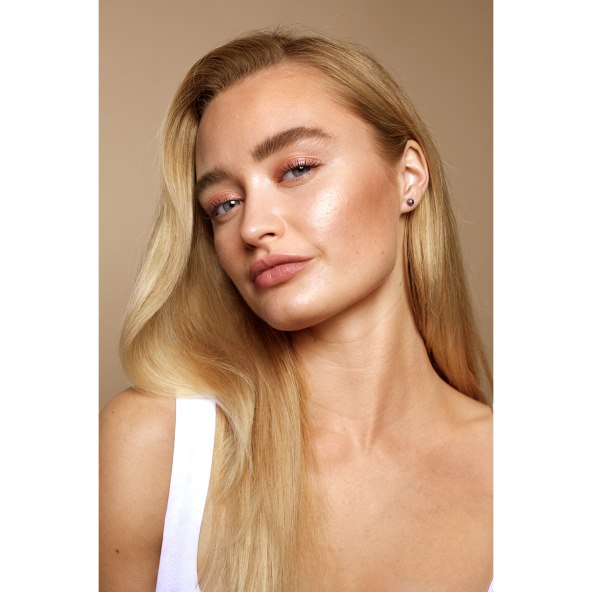 Otkrili smo tajnu 'glowing' looka
