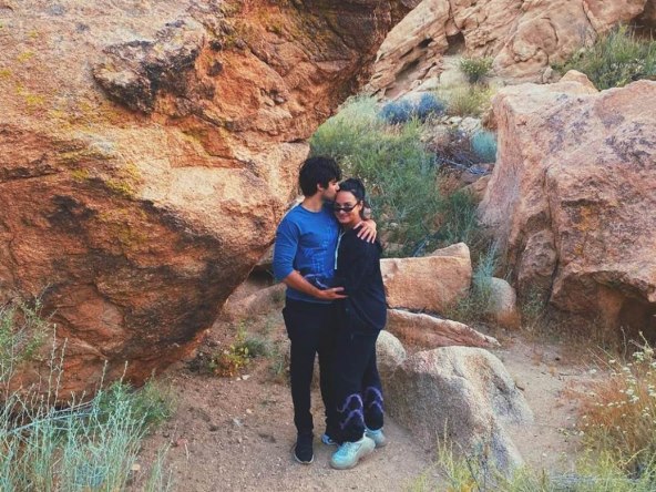 Pjevačica opjevala raskid zaruka: 'Sve oko mene se srušilo'