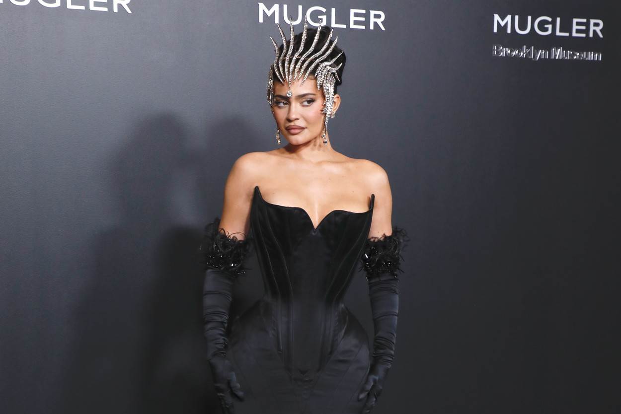 Kylie Jenner povećala grudi