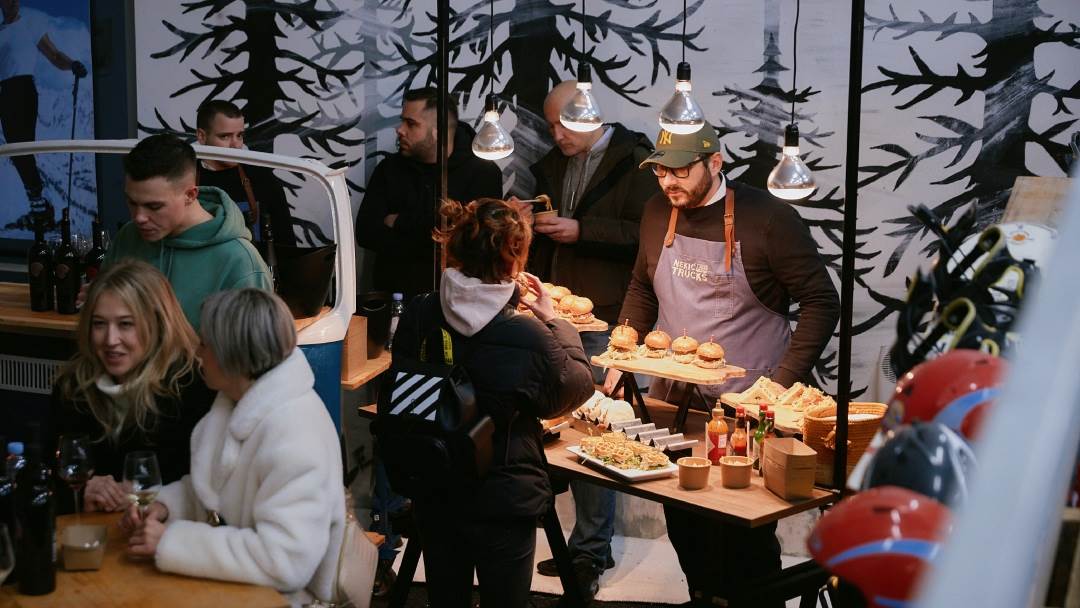 Apres ski party.jpg