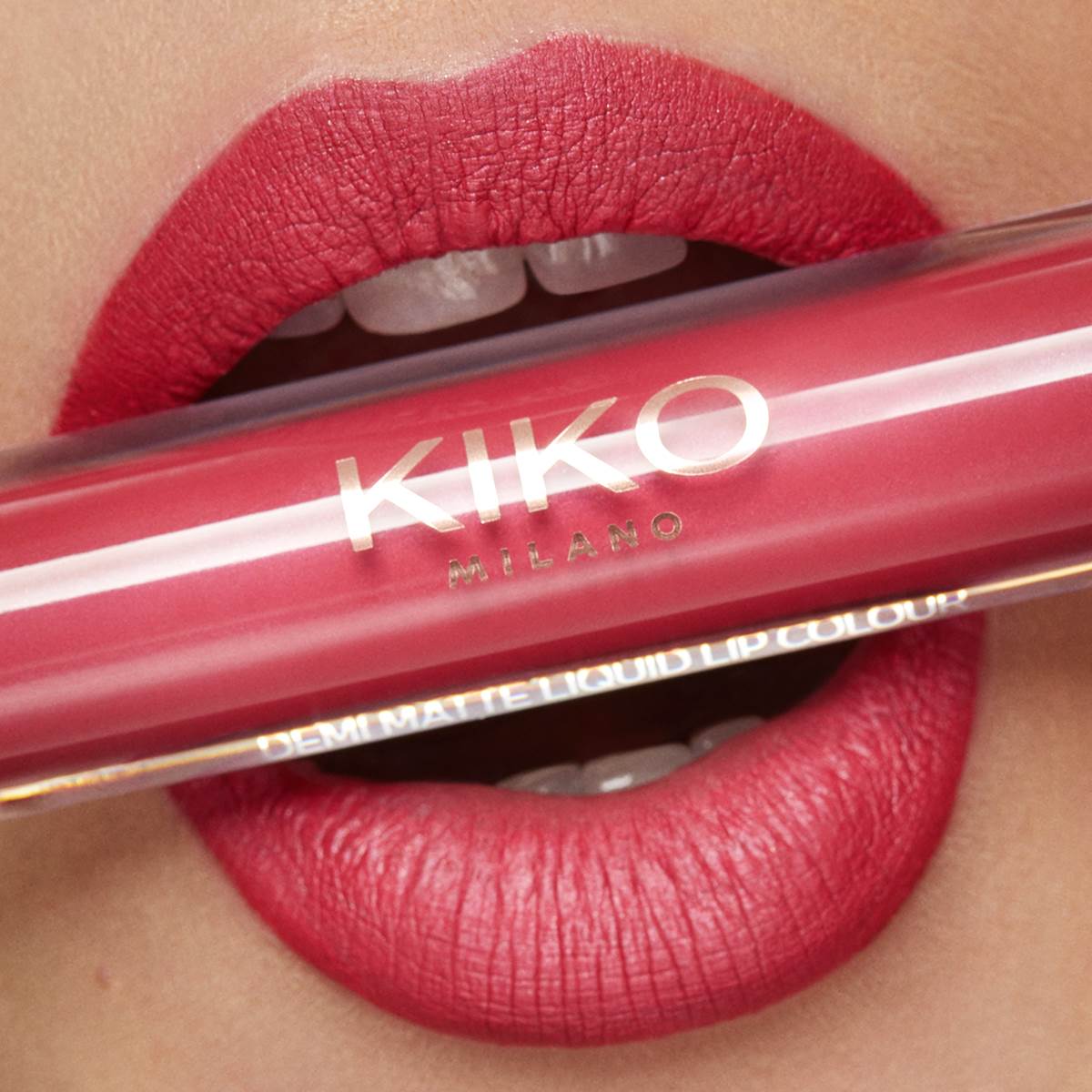 01_KIKO_POWERFUL_LOVE_14_LIPS_1405.jpg