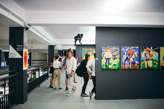 U HALI V TEHNIČKOG MUZEJA NIKOLA TESLA OTVOREN ČETVRTI ART ZAGREB 