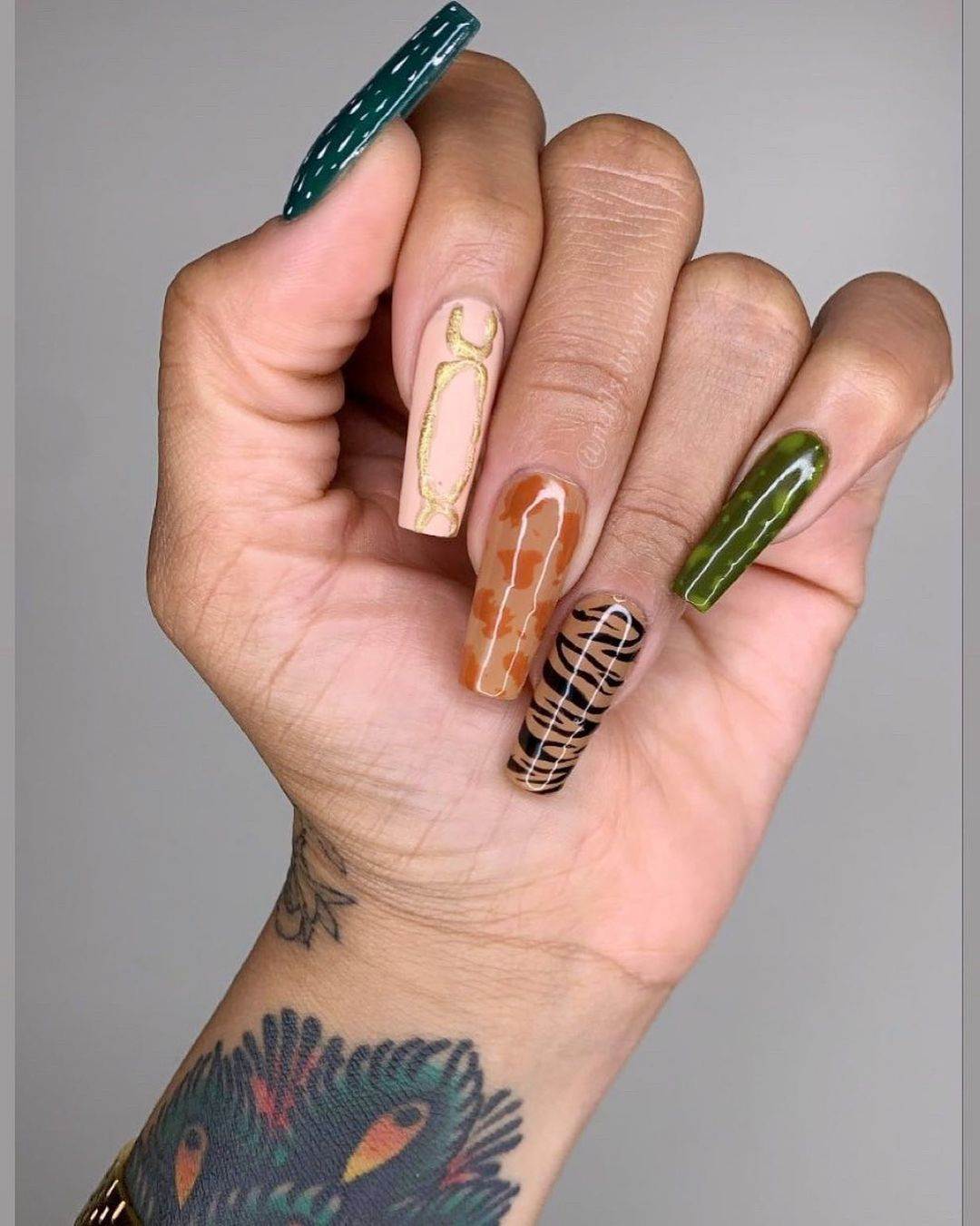 animal print nail art