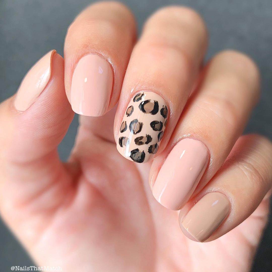 animal print nail art