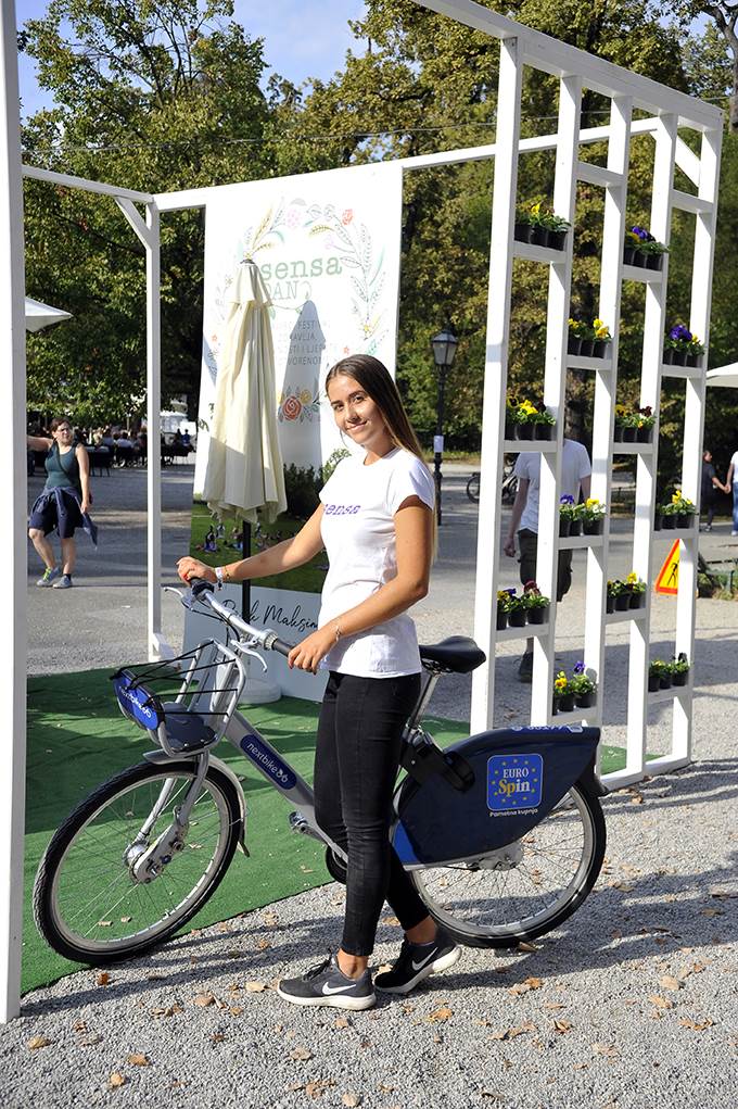 Na Sensa danu vozili smo se biciklima Next bike