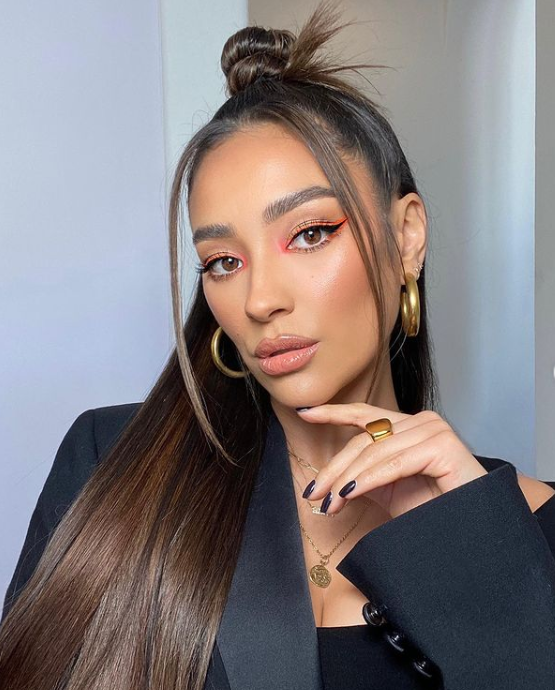 Shay Mitchell
