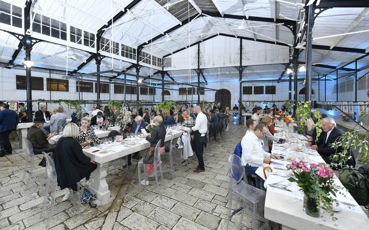 Gala večera chefa Zlatka Marinovičća Noštromau splitskoj ribarnici