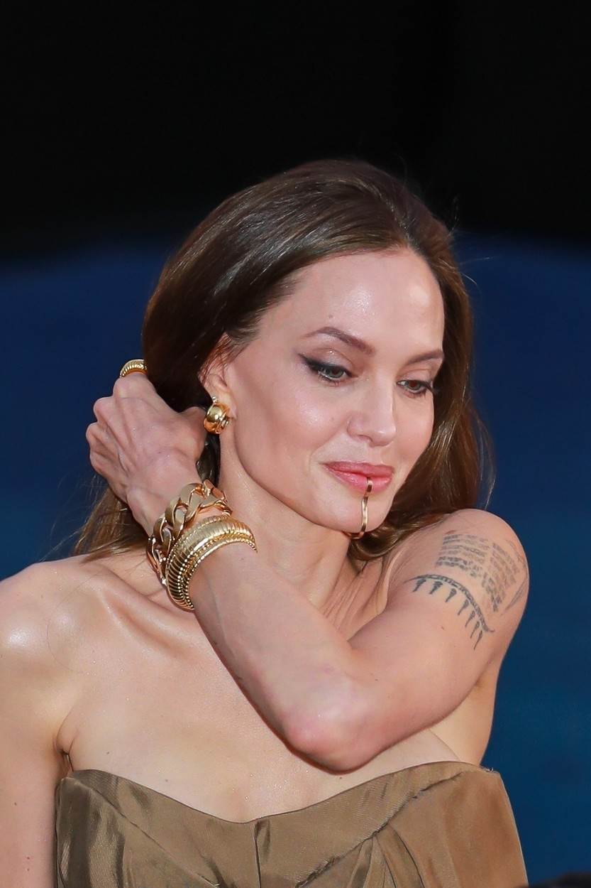 Angelina Jolie