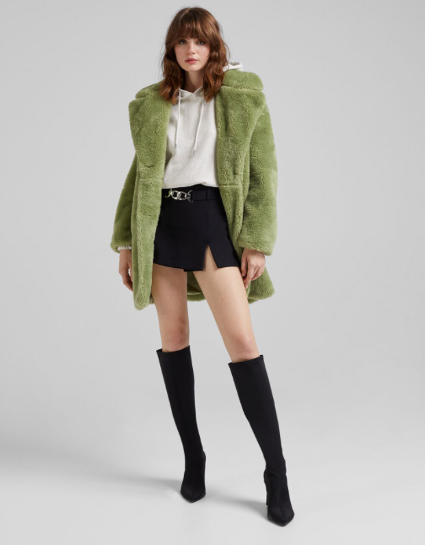 Bershka, kaput u boji