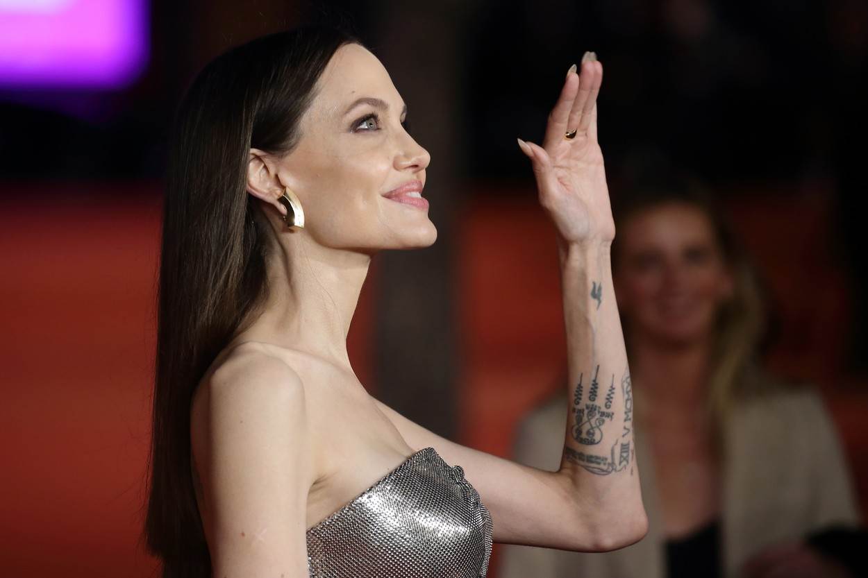 Angelina Jolie