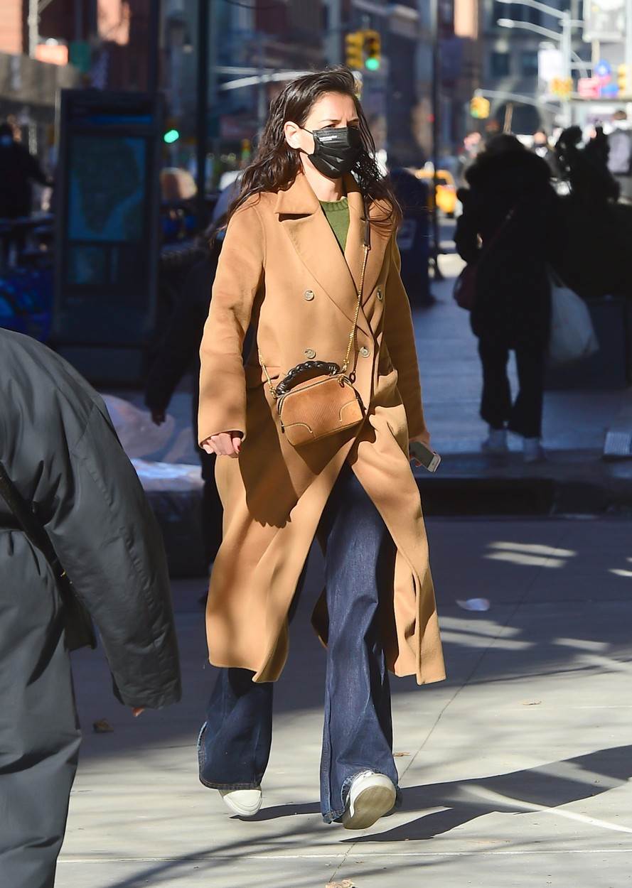 Mokasinke Katie Holmes