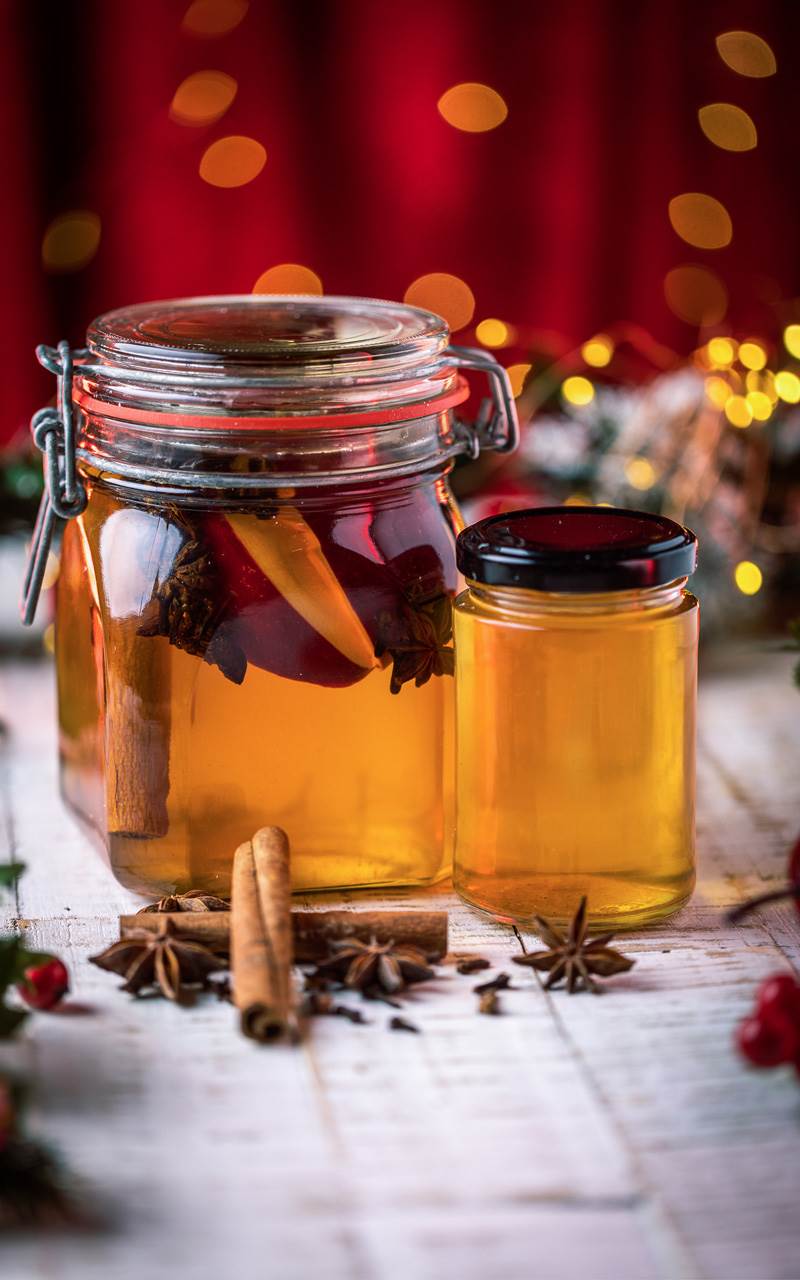 RougeXmas Vruća Frajla_ B. Haron Markičević