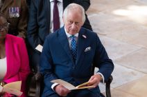 Zašto kraljica Elizabeta kralju Charlesu nije došla na vjenčanje?