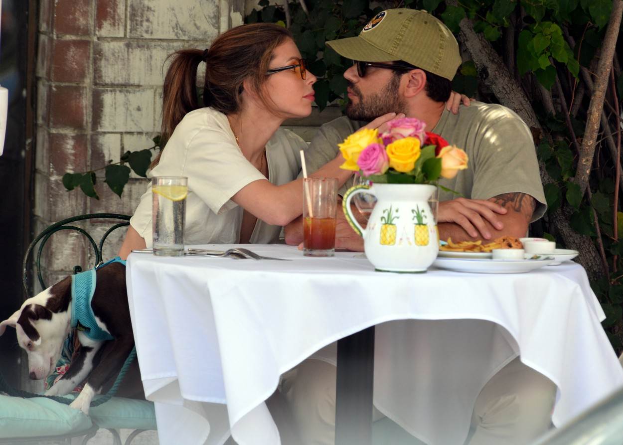 Jesse Metcalfe s djevojkom Corin Jamie-Lee Clark.