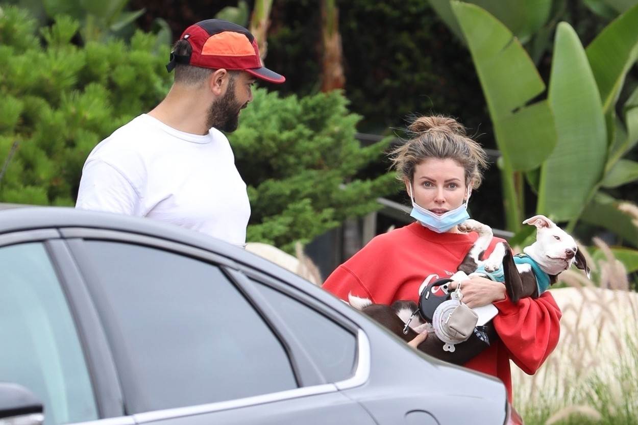 Jesse Metcalfe s djevojkom Corin Jamie-Lee Clark.