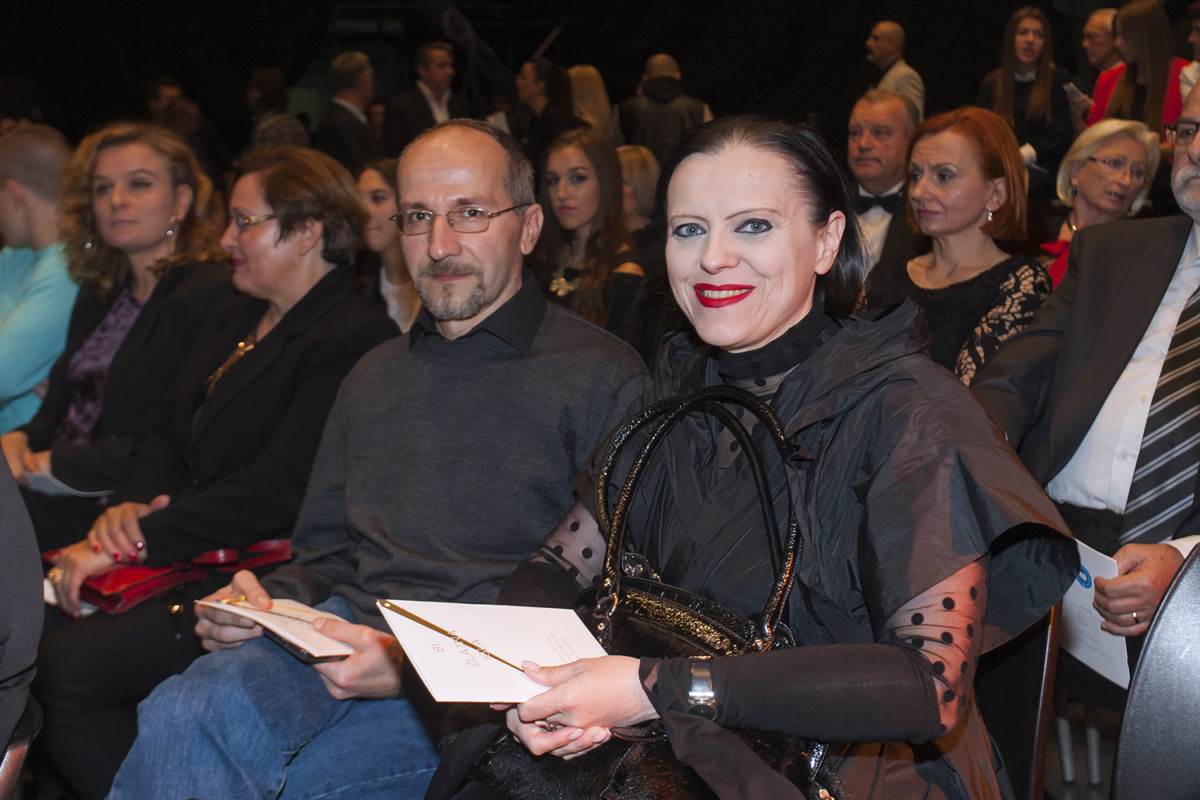 Mirela Holy s partnerom na špici