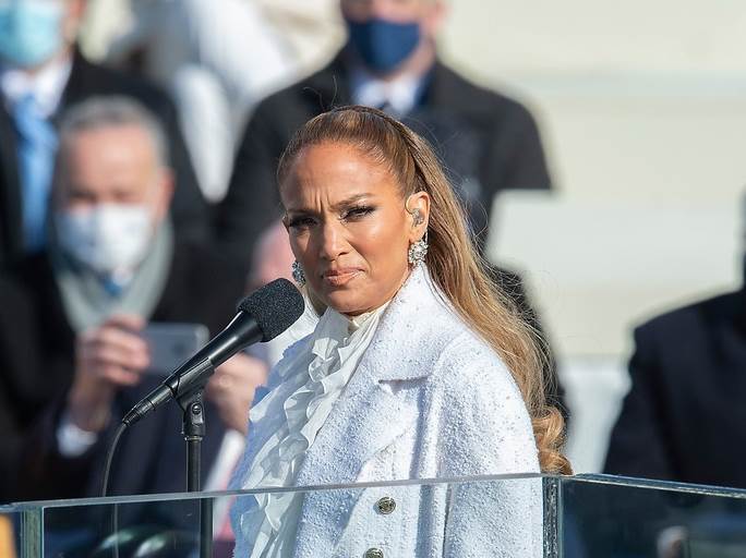 Jennifer Lopez na Dolce Gabbana reviji