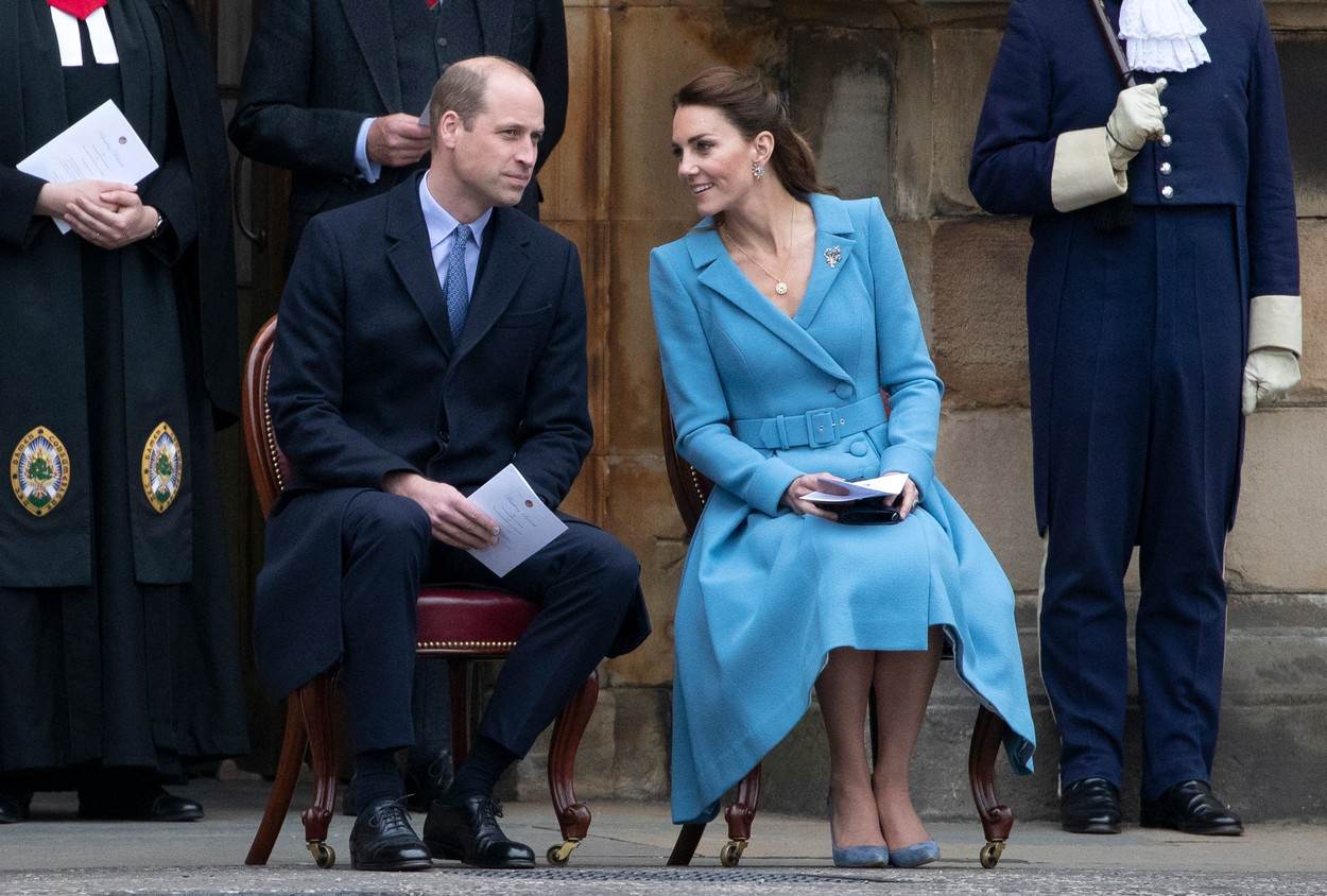 Princu Williamu nedostaje druženje s bratom Harryjem