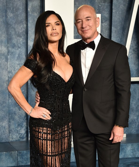 Jeff Bezos i Lauren Sanchez varali su svoje supružnike