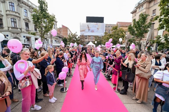 Story PINK 2023 web_RG (53).jpg